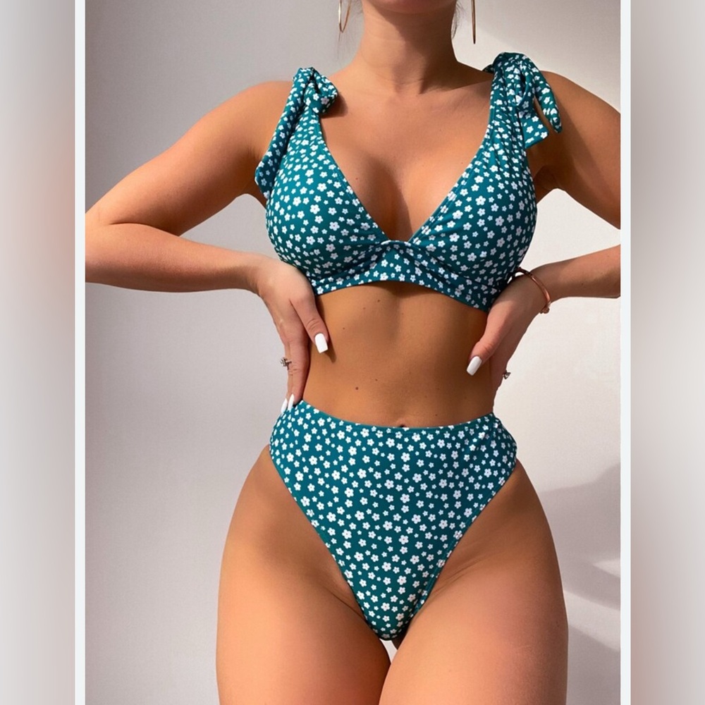 Nwt. SHEIN bikini